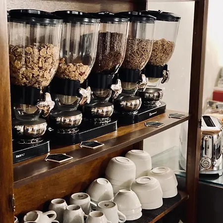 Stazione Don Camillo Bed & Breakfast