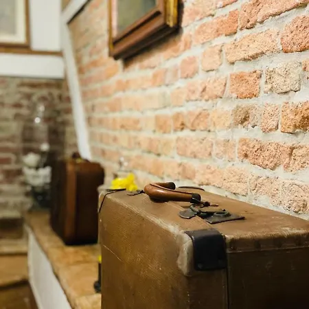 Stazione Don Camillo 住宿加早餐酒店 3*