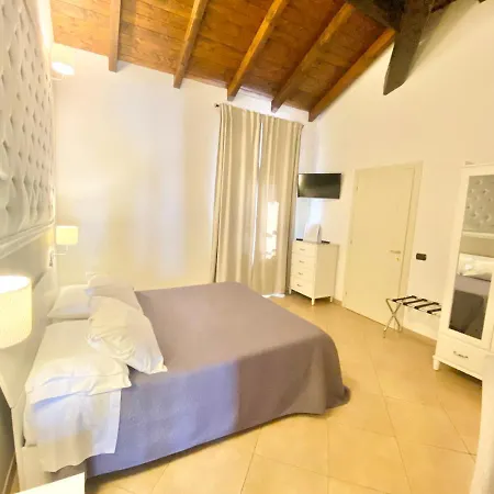 Stazione Don Camillo 住宿加早餐酒店 布雷谢洛