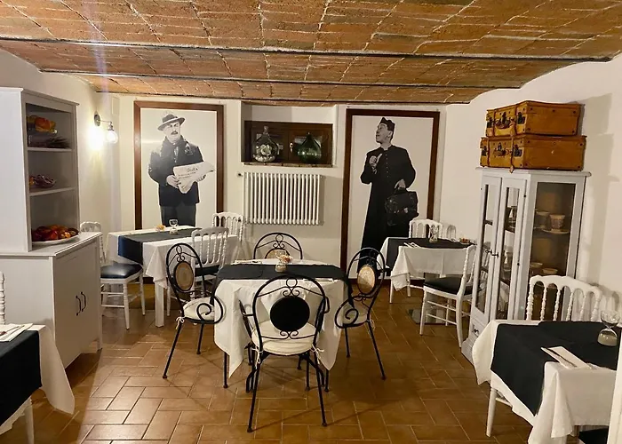 Stazione Don Camillo Frühstückspension Brescello