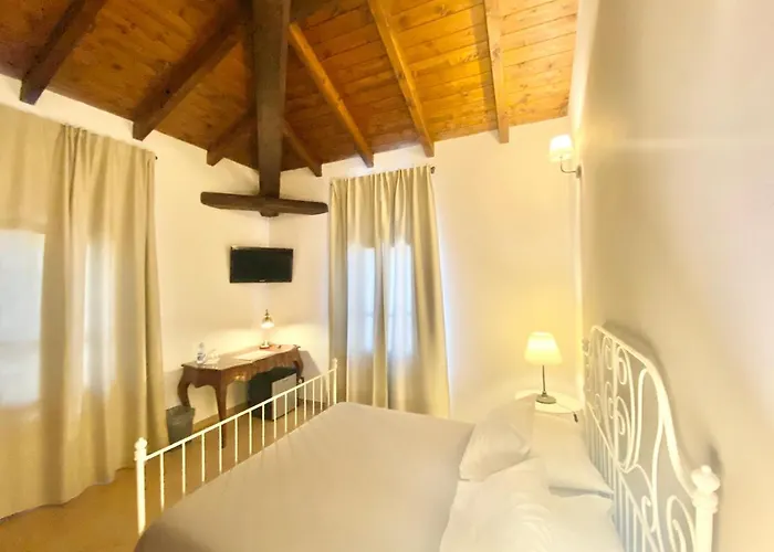 Stazione Don Camillo Bed & Breakfast